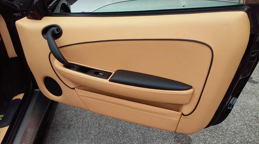 On The Passenger Side The Door Pull Is Also In Black And Adds Additional Contrast.